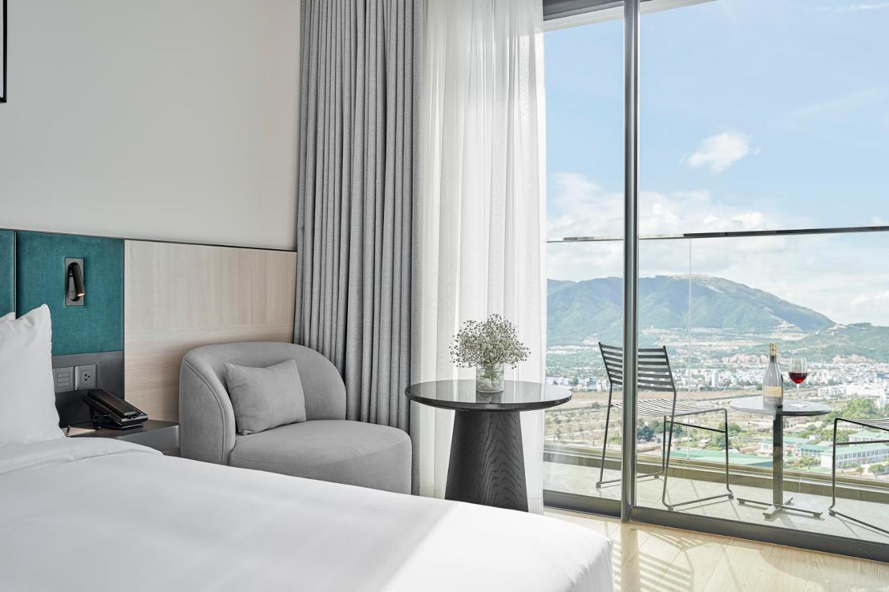 December Hotel Nha Trang Esterno foto